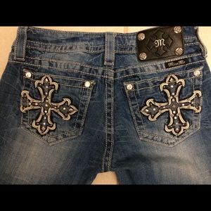 Miss Me Capri Jeans Size 27